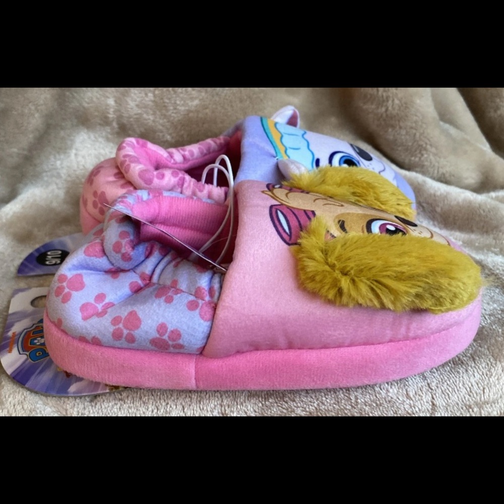 NWT Girl’s Paw Patrol Slippers Shoes Skye Everest Size 9/10 - Picture 4 of 7